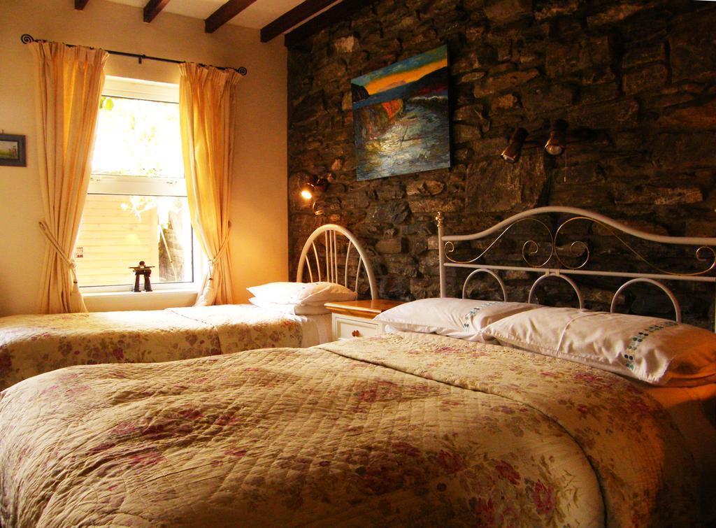 Druid Cottage Кенмар Номер фото
